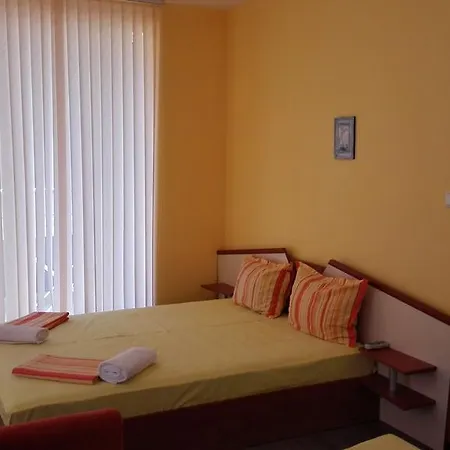 New Purple Building * Kiten (Burgas)